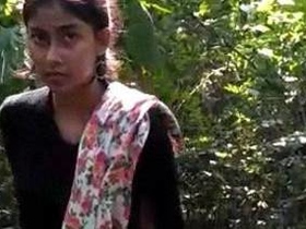 Desi couple gets caught having sex in the jungle