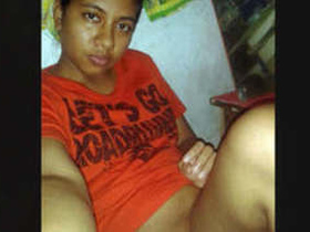Desi girl's sexy selfie video