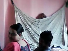 Slutty Indian amateur Bhabhi gives in to her sexual desires