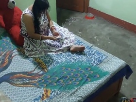 Experience the real pleasure of Salu Bhabhi in this steamy video