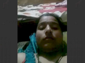Desi telegu bhabhi pleasures herself with her fingers