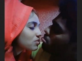 Spy on a stunning hijabi couple in a restaurant