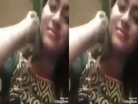 Indian college girl gives blowjob to her lover