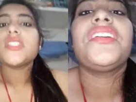 Horny aunty Madheena's self-indulgent pleasure with sexy facial expressions