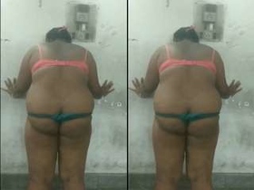 Indian bhabi flaunts her naked body in part 4