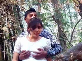 Open-air romance with Indiana Desi girl in outdoor movie