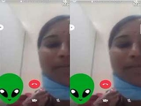 Desi girl's mms with blowjob and fucking