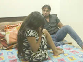 First-time Desi girl Sima gets paid for her free video of sex