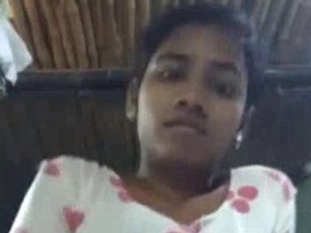 Desi guy pleasures himself with MMS