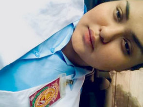 Watch a curvy Desi college girl flaunt her body in a video