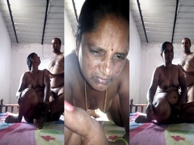 Mature Desi wife enjoys doggystyle sex with her uncle in MMS video