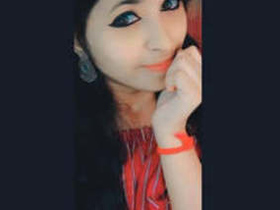 Desi girl with big boobs masturbates with her fingers
