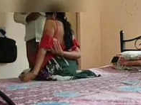 Desi uncle gets lucky with sexy bahbhi in a steamy video