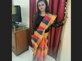 Watch cute village girl Desi in hot and steamy video