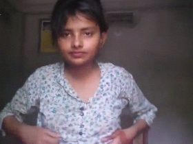 Nude Indian girl Almor reveals her tits and pussy in a homemade video