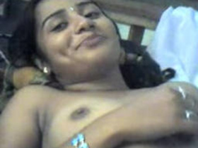Indian couple enjoys steamy sex in bedroom