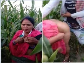 Bhabhi boobs and blowjob in outdoor fuck session
