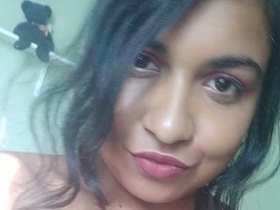 Watch this hot Indian girl Stan in a solo nude video