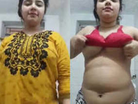 Exotic Desi babe with big boobs and wet pussy