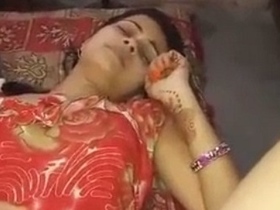 Desi wife gets her pussy groped by MMC in a hot video