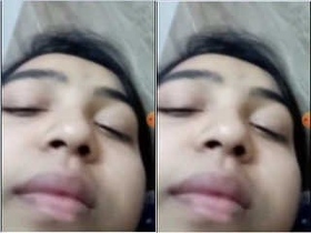 College girl flaunts her nude body on video call