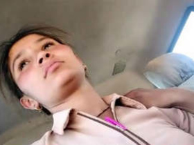 Indian lover goes crazy in the car with passionate kissing