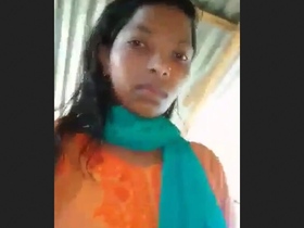 Assamese girl from Guwahati takes charge in steamy video