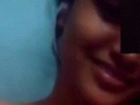 Exclusive nude video of Indian girl in village