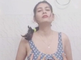 Nude bhabhi takes a bath in the bathtub