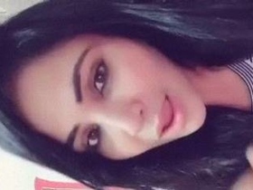 Rajsi Verma flaunts her big boobs and shakes in a nude selfie video