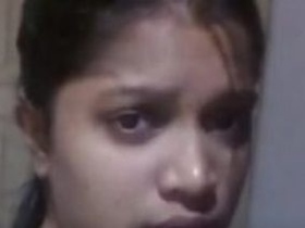 Mallu hot babe masturbating with saliva