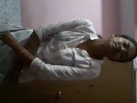 Teenage girl shows off her body in solo video