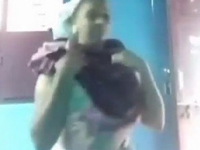 Horny Indian couple shows off their bodies in a steamy video
