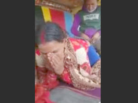 Cheap Indian prostitutes fuck in moving trucks
