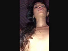 Desi girl gives a blowjob and gets fucked in MMS video
