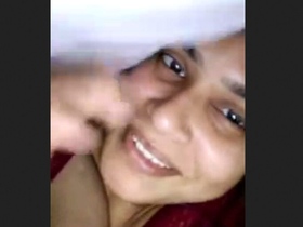 A cute girl reveals her body in a sensual video