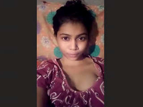 Cute Indian girl flaunts her boobs and pussy in solo video