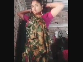 Bhabhi from village stripping and getting naked in the sun