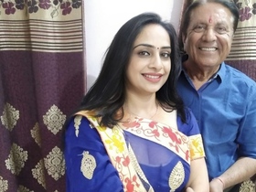Desi wife's stunning naked body captured on camera