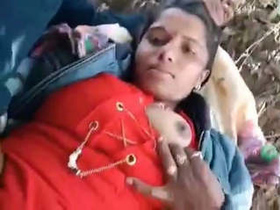 Outdoor Desi girl gets wild in the open air