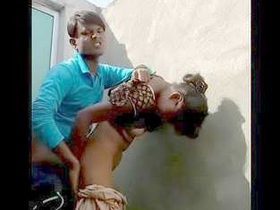 Indian village lover spies on each other in steamy video