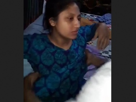 Bhabi wife gets pounded in a wild threesome