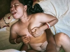 Stepsister's erotic licking and sucking video