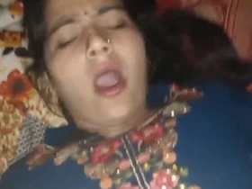 Horny bhabhi masturbates and enjoys intense sex