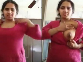 Indian college girl reveals her nude body on webcam