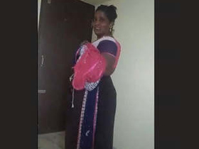 Mature Desi Bhabi's Sex Tape: Part 1