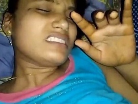 Desi babe takes it up the ass in a wild and rough session