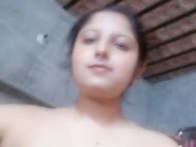Hyderabadi teen Keerti shows off her body in nude selfies
