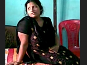 Indian mature couple gets frisky in classical video
