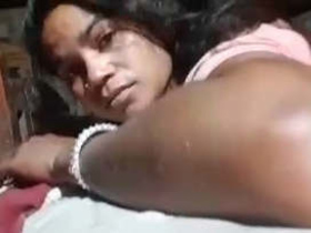 Indian village bhabhi gets her pussy pounded